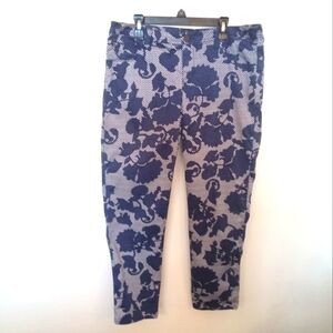 ARMANI Jeans Women's Blue & White Freesia Floral Lowrise Capri Pants Size 29